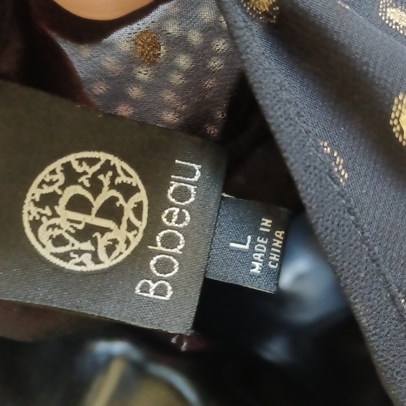 Bobeau Polka Dot Top, high low - Picture 4 of 4